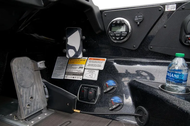 Slide: The Image of Manufacturer Provided Image: Nitro Z21 XL - 38