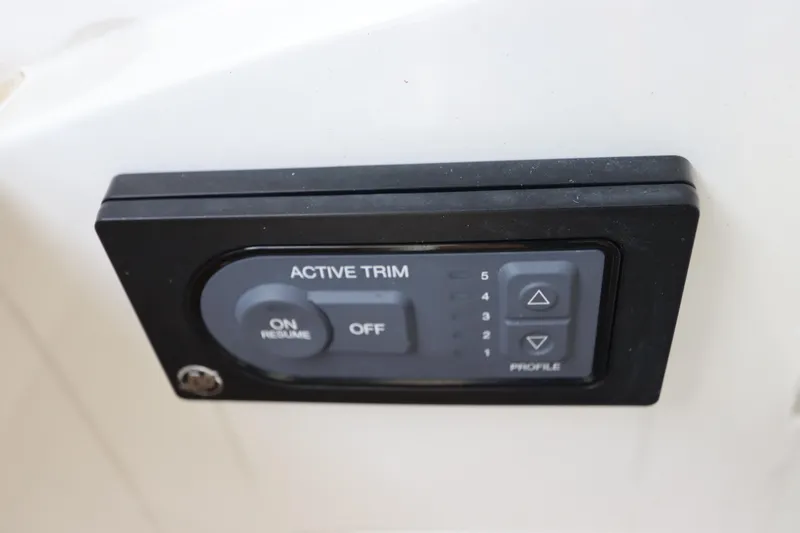 Slide: The Image of Active trim control panel on 2019 Sea Ray Sundancer 320 boat. - 20
