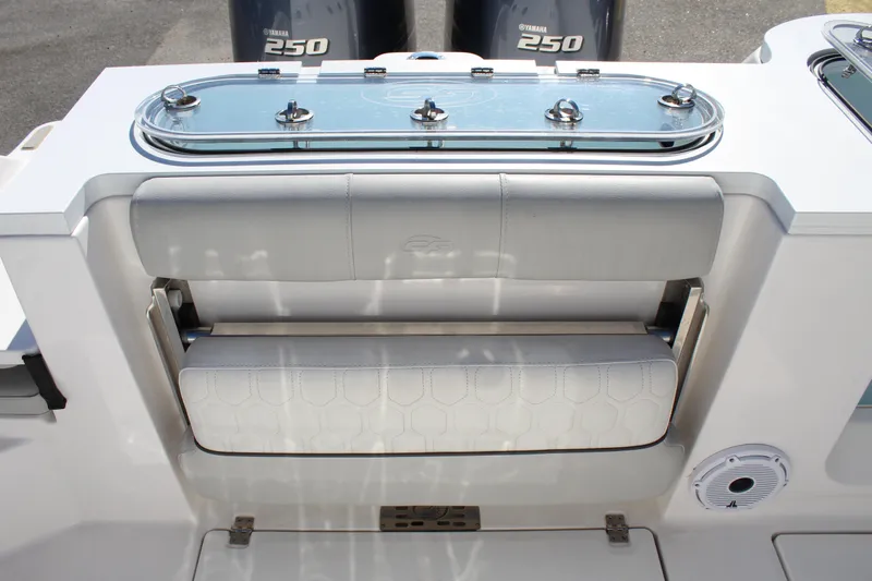 Slide: The Image of Sea Fox 288 Commander 2021 - 19