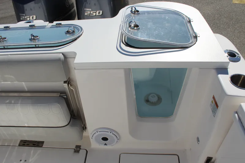 Slide: The Image of Sea Fox 288 Commander 2021 - 21