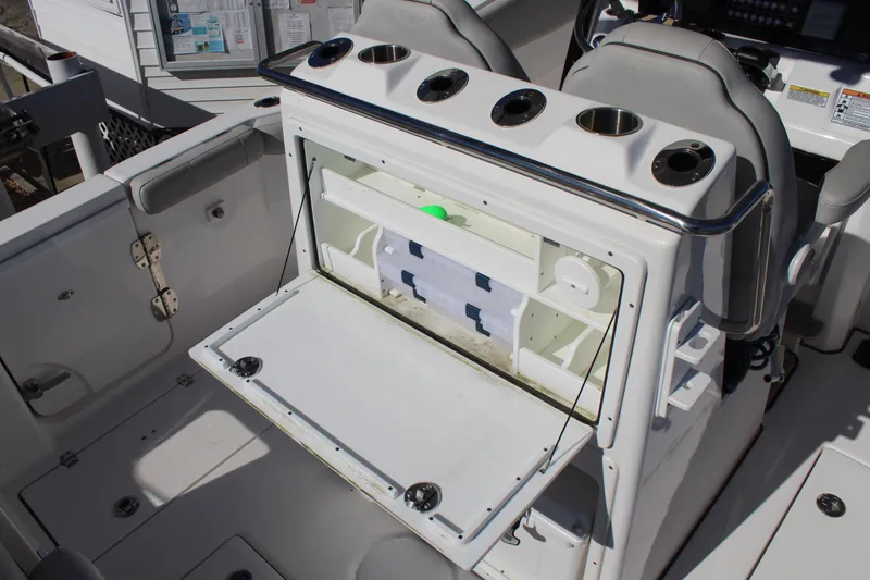 Slide: The Image of Sea Fox 288 Commander 2021 - 23