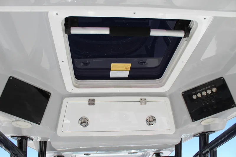 Slide: The Image of Sea Fox 288 Commander 2021 - 33