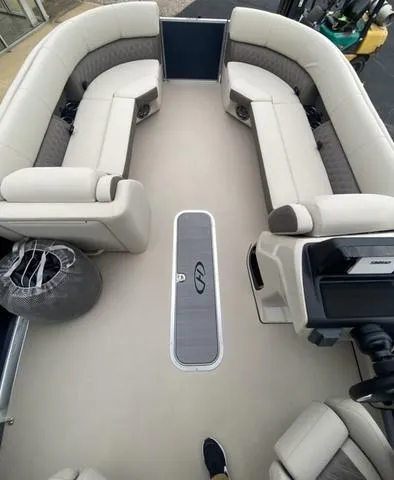 Slide: The Image of Harris Sunliner 230 CWDH 2024 - 10