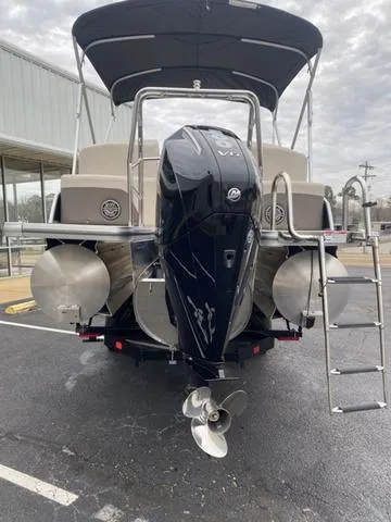 Slide: The Image of Harris Sunliner 230 CWDH 2024 - 8