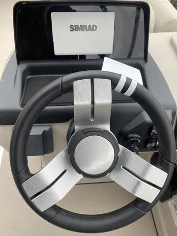 Slide: The Image of Harris Sunliner 230 CWDH 2024 - 9