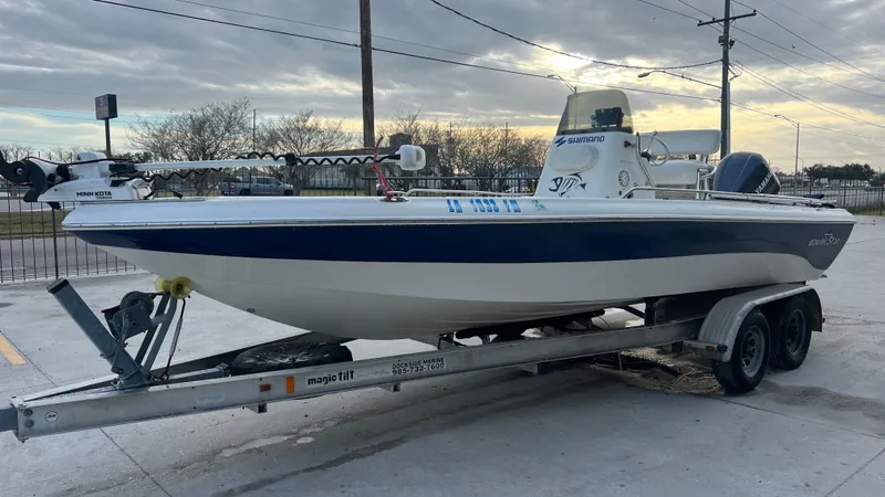 Slide: The Image of 2005 NauticStar 2200 boat on a trailer, ready for transport. - 6