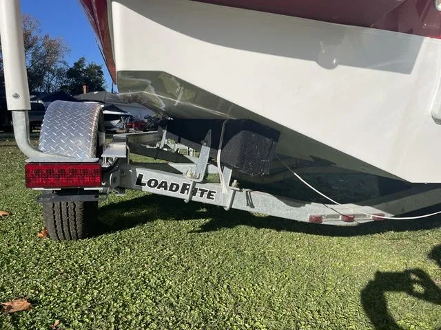 Slide: The Image of Hurricane SunDeck Sport 185 OB 2023 - 18