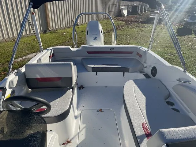 Slide: The Image of Hurricane SunDeck Sport 185 OB 2023 - 21