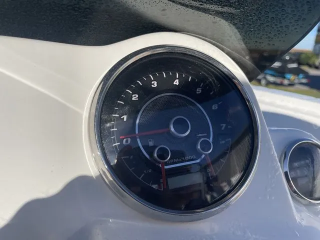 Slide: The Image of Hurricane SunDeck Sport 185 OB 2023 - 36