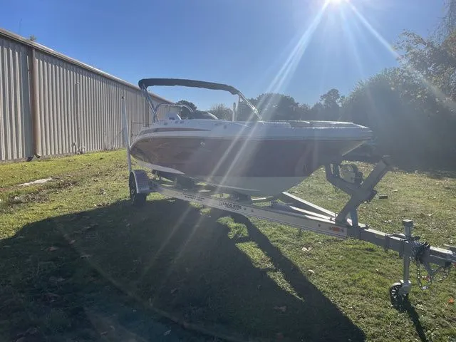 Slide: The Image of Hurricane SunDeck Sport 185 OB 2023 - 4