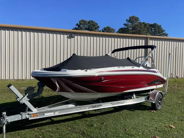 Slide: The Image of Hurricane SunDeck Sport 185 OB 2023 - 53