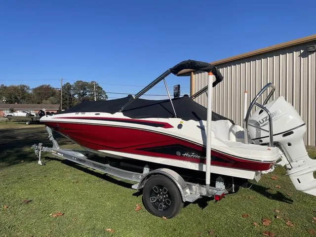 Slide: The Image of Hurricane SunDeck Sport 185 OB 2023 - 54