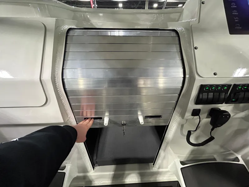 Slide: The Image of Rolling Door  - 45