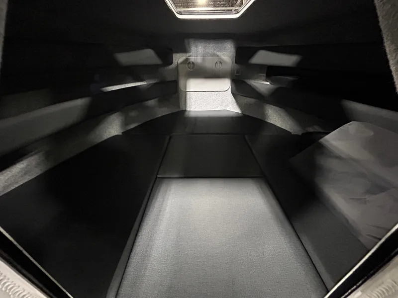 Slide: The Image of V-Berth  - 46