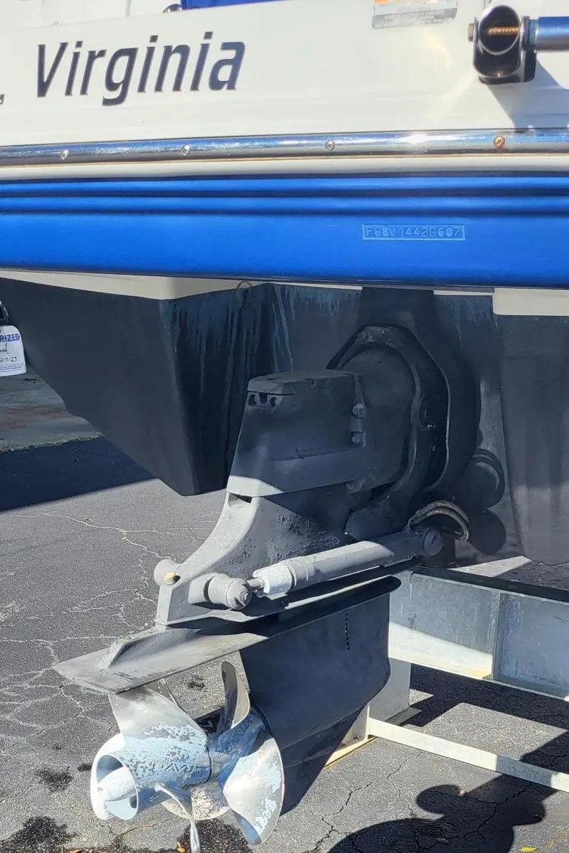 Slide: The Image of 2007 Chaparral 256 SSi boat stern with propeller, docked in Virginia. - 17