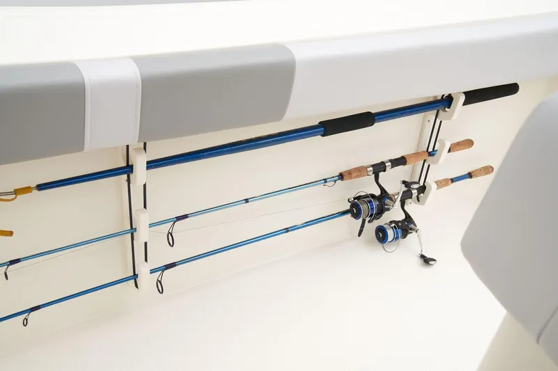 Slide: The Image of Mako 214 Center Console 2024 - 86