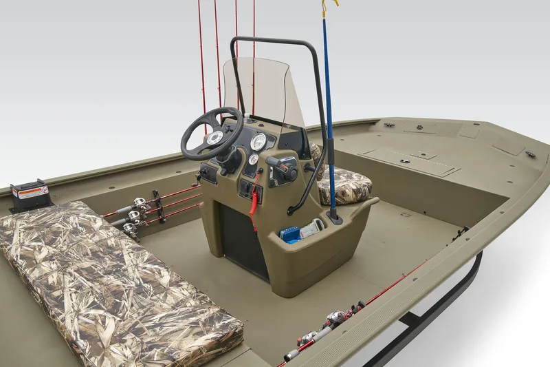 Slide: The Image of Tracker Grizzly 1860 CC 2024 - 19