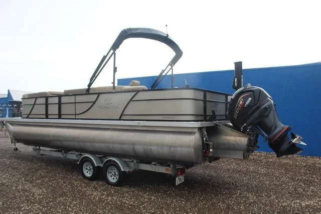 Slide: The Image of 2022 Veranda VF25F2 pontoon boat on trailer with outboard motor. - 6