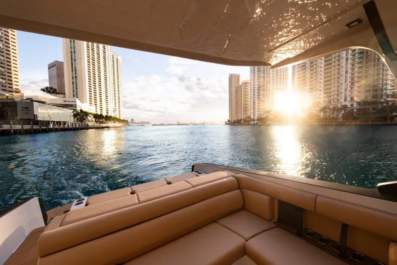 Slide: The Image of 2023-Aviara-AV32-MarineMax - 19