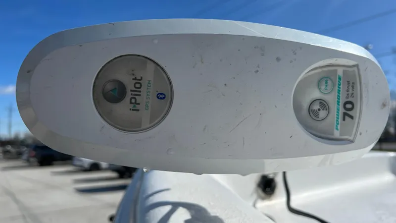 Slide: The Image of Close-up of i-Pilot remote on a 2005 Sea Pro SV2100 CC boat. - 24