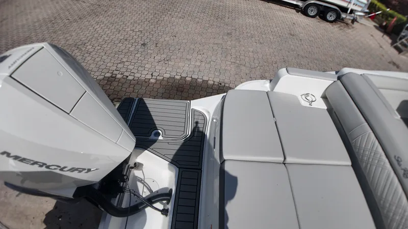 Slide: The Image of Sea Ray SDX 290 Outboard 2027 - 12