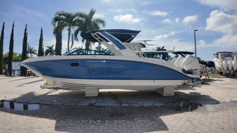 Slide: The Image of Sea Ray SDX 290 Outboard 2027 - 1