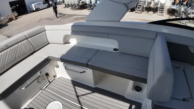 Slide: The Image of Sea Ray SDX 290 Outboard 2027 - 23