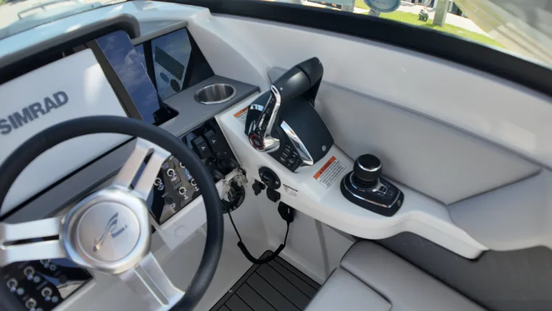 Slide: The Image of Sea Ray SDX 290 Outboard 2027 - 28