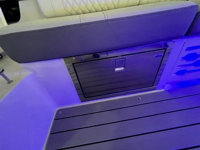 Slide: The Image of Image 9 - 9