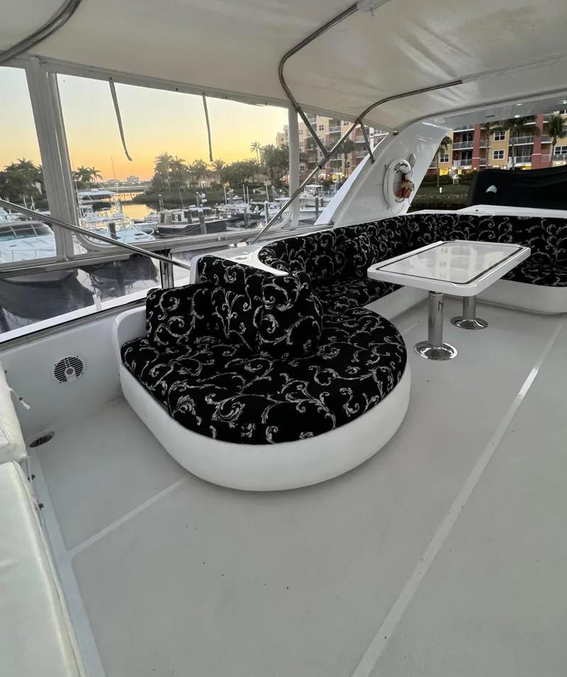 Slide: The Image of Flybridge  - 45