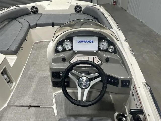 Slide: The Image of Stingray 192SC 2021 - 9