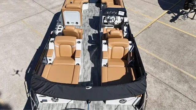 Slide: The Image of Crest Caribbean LX 230 SLRC CP3 2024 - 9