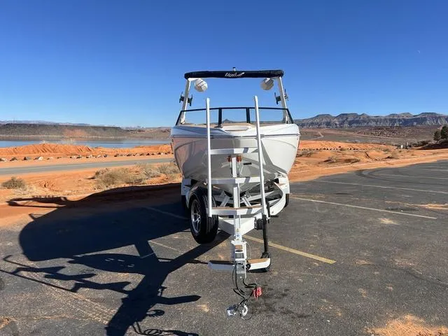 Slide: The Image of Tigé Z3 2024 - 8