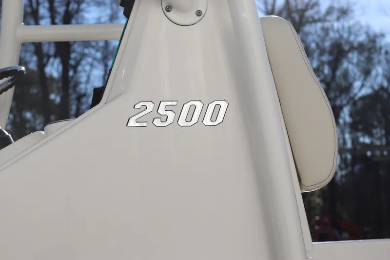 Slide: The Image of 2024 Pathfinder 2500 Hybrid boat, close-up of model number. - 7