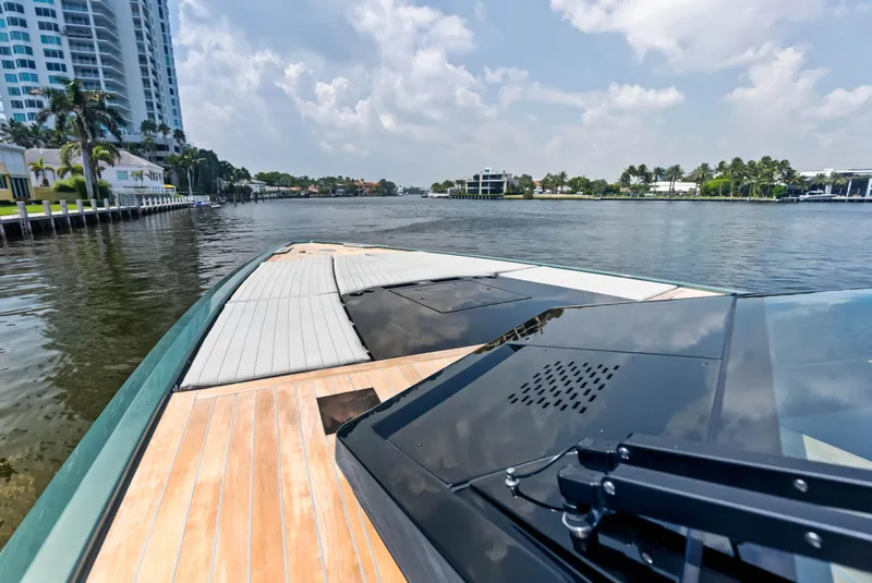 Slide: The Image of Wally WALLYPOWER58X 2024 - 11