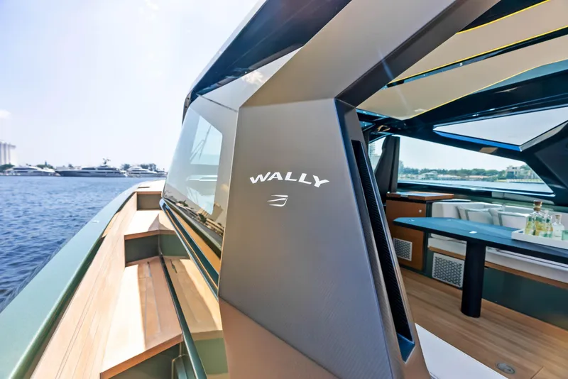 Slide: The Image of Wally WALLYPOWER58X 2024 - 13