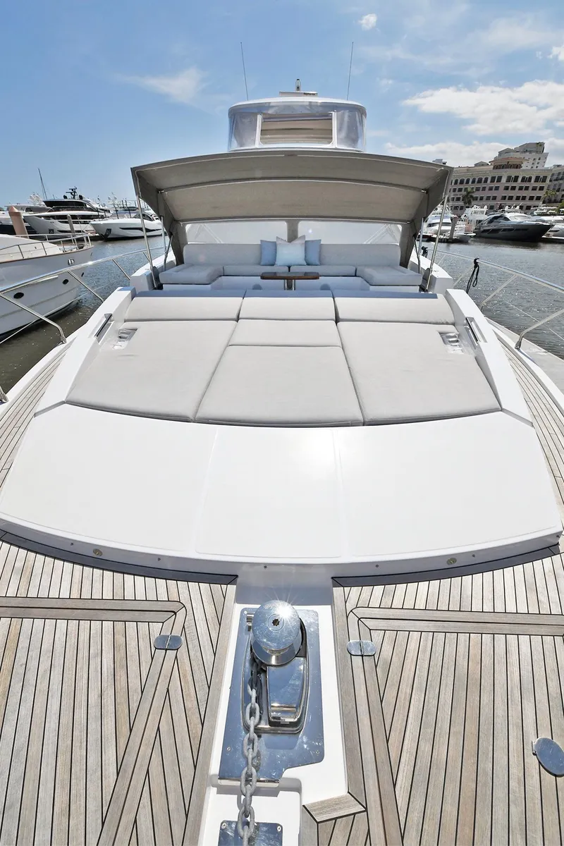 Slide: The Image of 2022 Azimut 72 FLY yacht with spacious sun deck and luxurious amenities. - 21