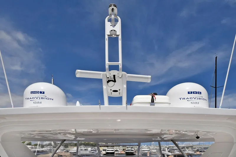 Slide: The Image of Azimut 72 FLY 2022 yacht with advanced radar and communication equipment. - 42