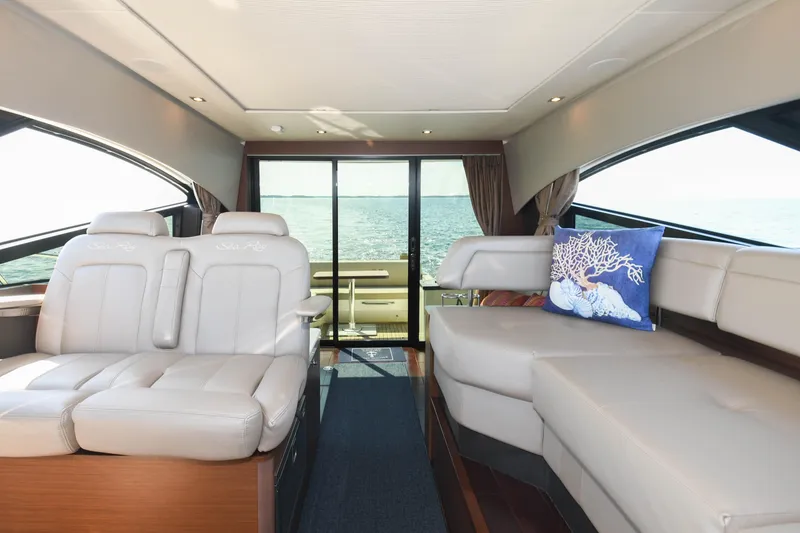 Slide: The Image of Sea Ray 470 Sundancer 2016 - 28