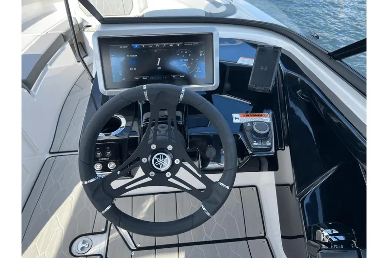 Slide: The Image of Yamaha 252XE 2024 - 8