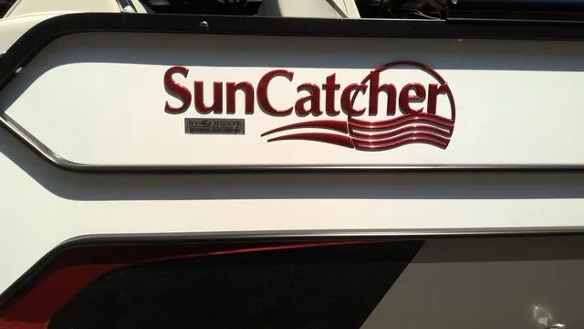 Slide: The Image of SunCatcher Elite 324SS 2023 - 3