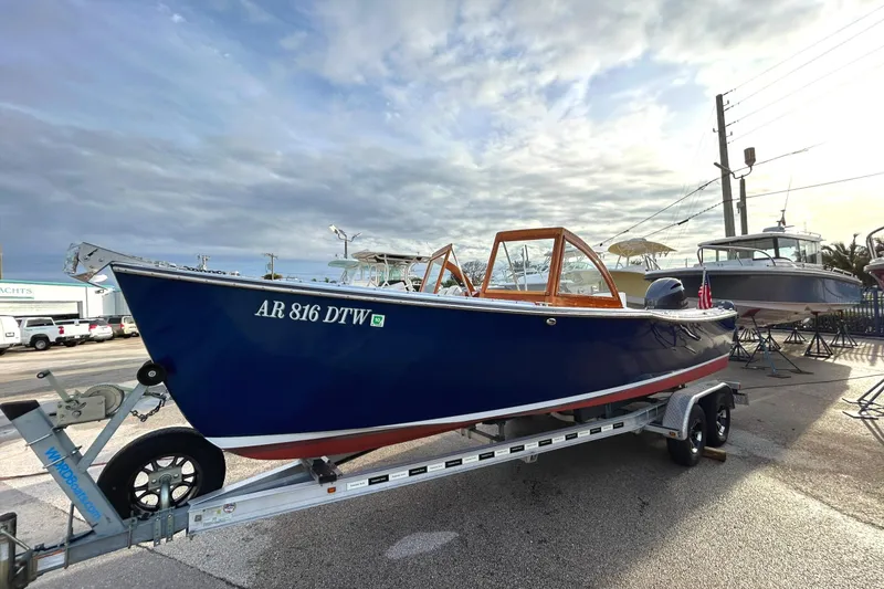 Slide: The Image of 22 Devlin - Exterior profile on trailer - 0