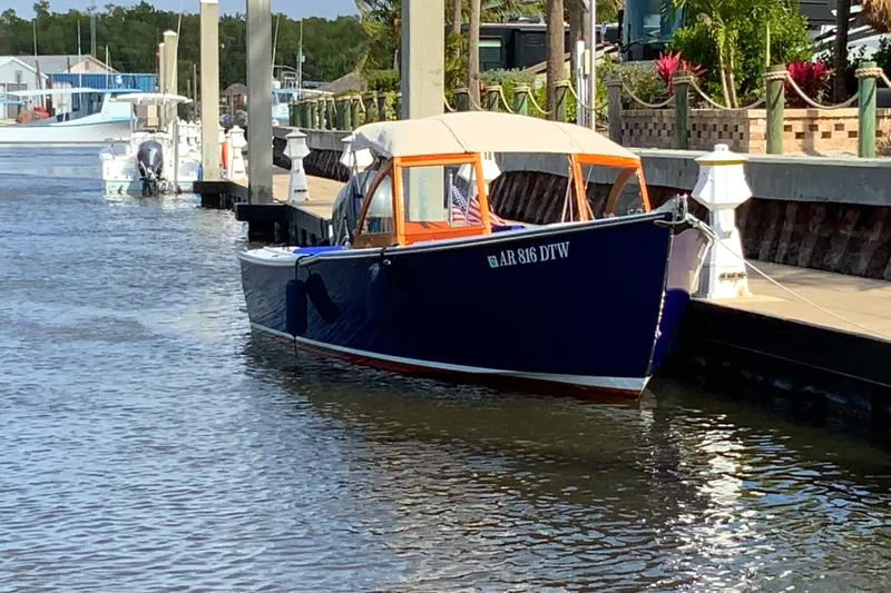 Slide: The Image of 22 Devlin - Exterior profile on the water - 14