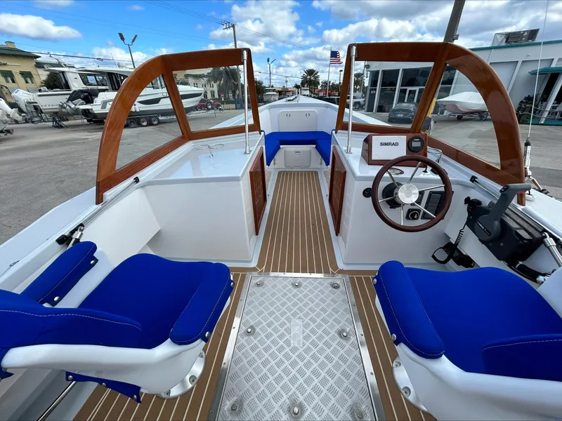 Slide: The Image of 22 Devlin - Helm - 5