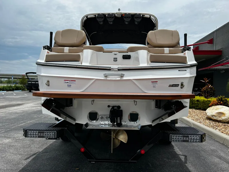 Slide: The Image of MasterCraft XT24 2023 - 5