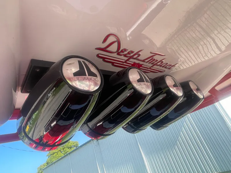 Slide: The Image of 2008 Deep Impact 36di boat with JL Audio speakers - 17