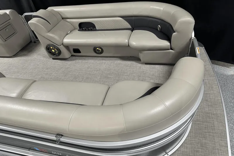Slide: The Image of Premier 230 Sunsation 2022 - 3