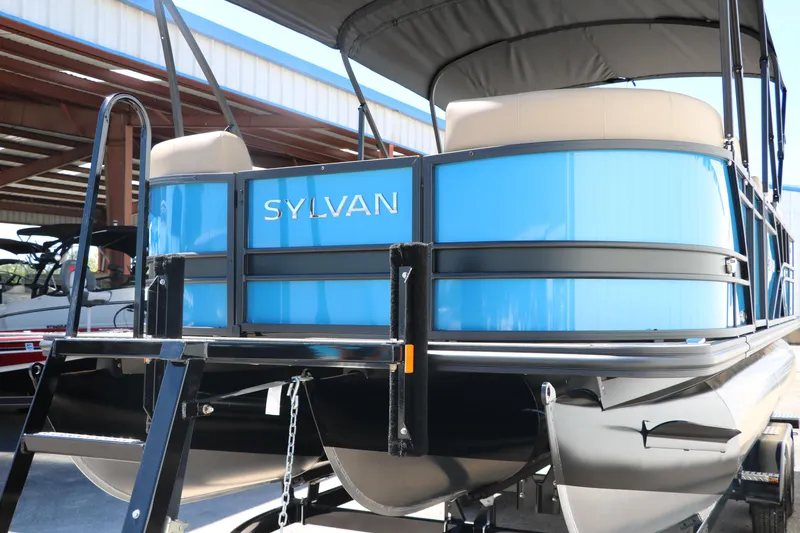 Slide: The Image of 2025 Sylvan Mirage X3 Party Fish pontoon boat rear view. - 14