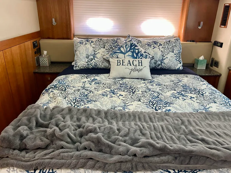 Slide: The Image of Meridian 408 Aft Cabin Motoryacht 2004 - 20