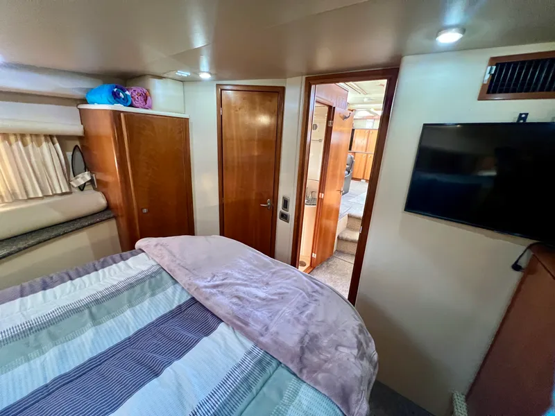 Slide: The Image of Meridian 408 Aft Cabin Motoryacht 2004 - 19